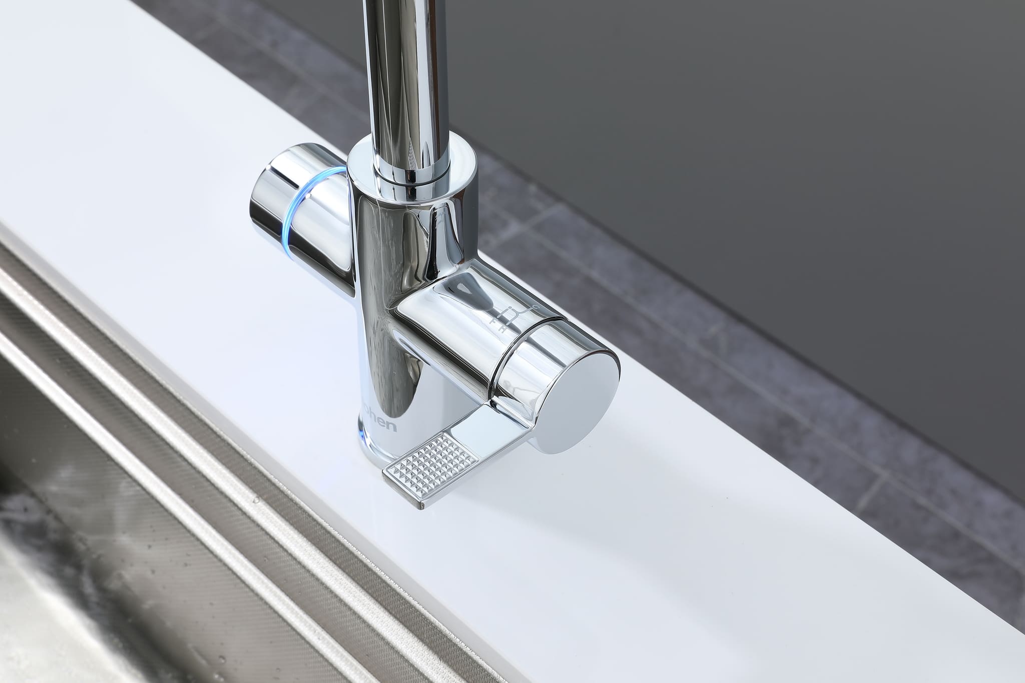 Image of Fohen 4-in-1 Fedina Touch - Chrome