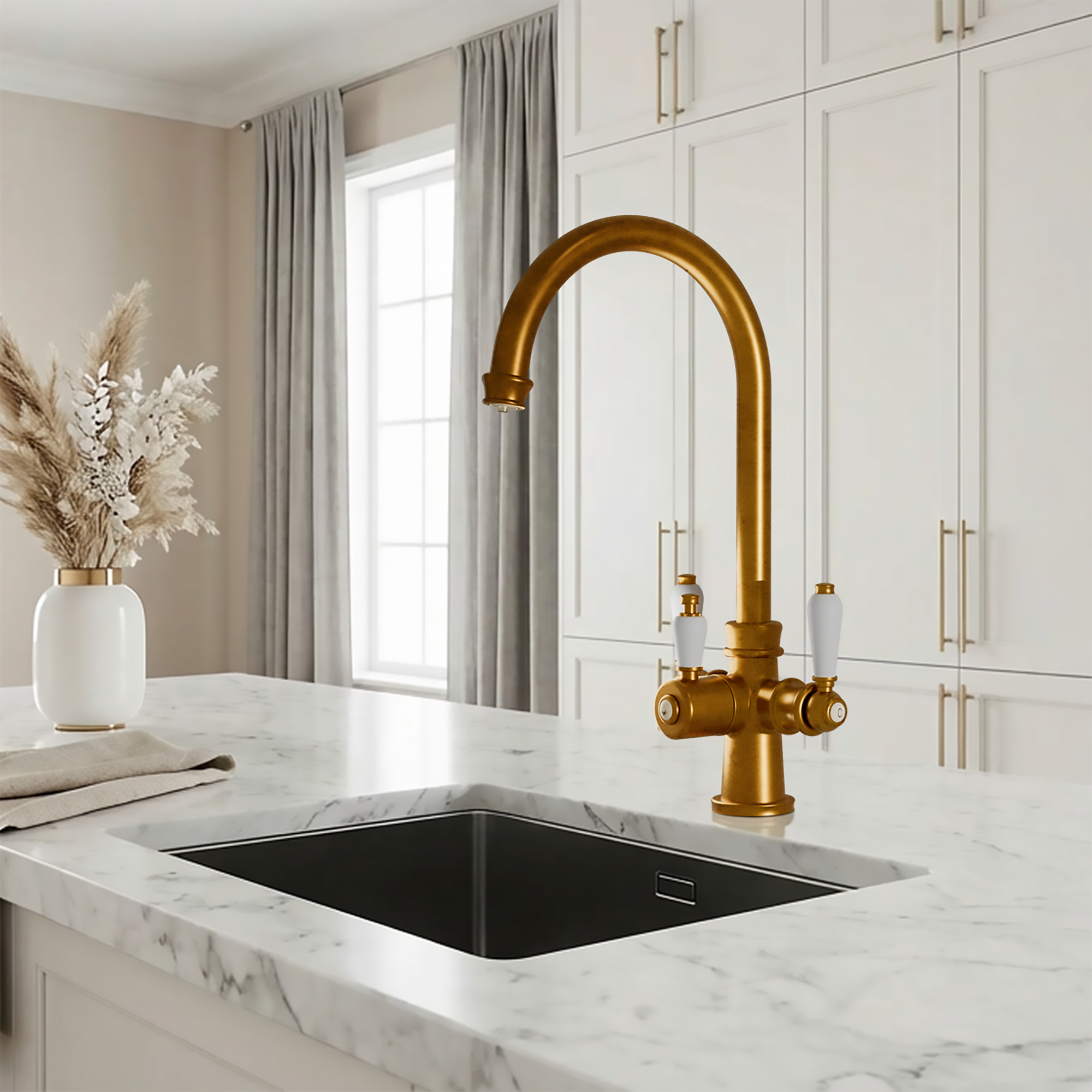 Fohen Holden 3-in-1 Aged Brass