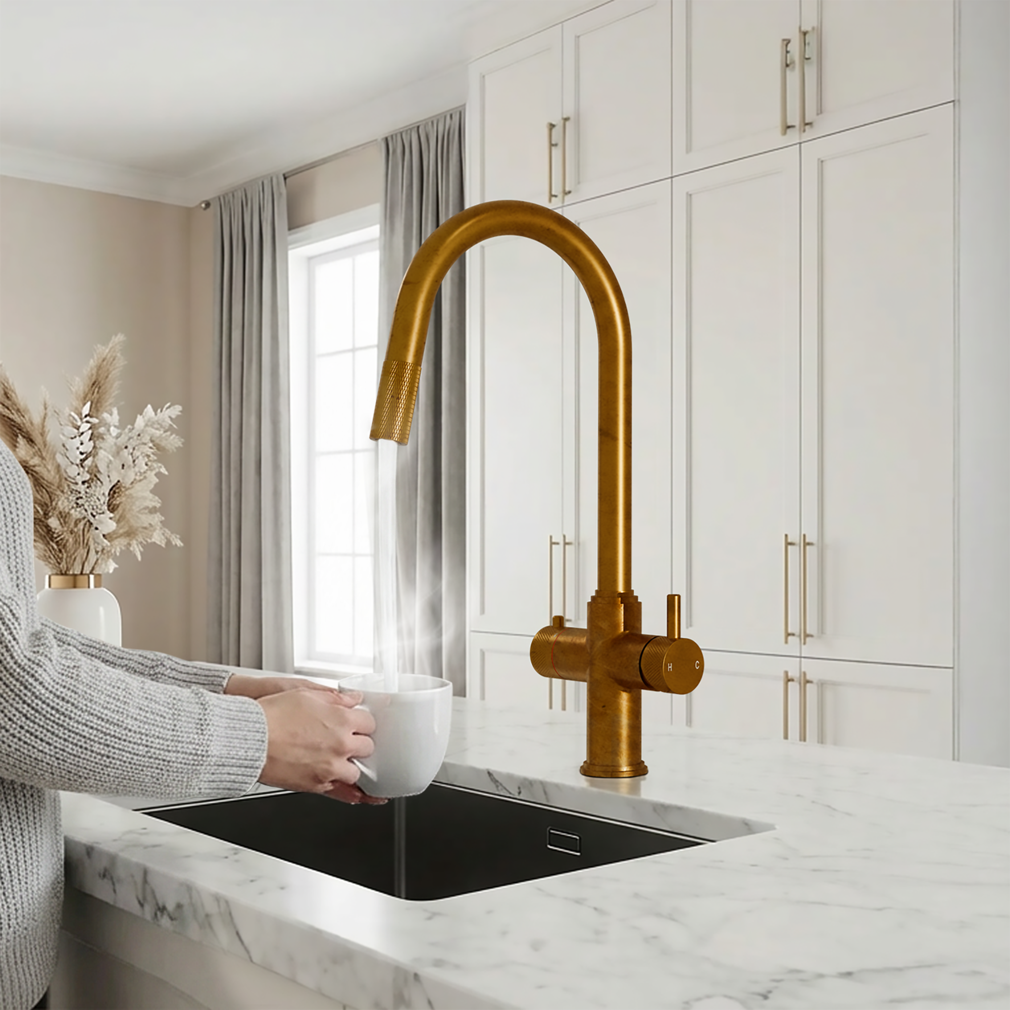 Image of Fohen Kyros 4-in-1 Pull Out Aged Brass