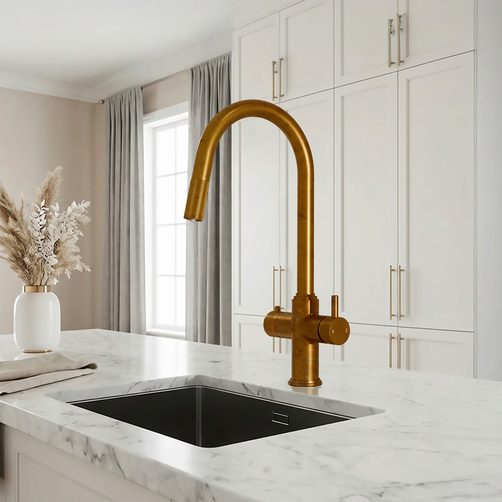 Fohen Kyros 4-in-1 Pull Out Aged Brass