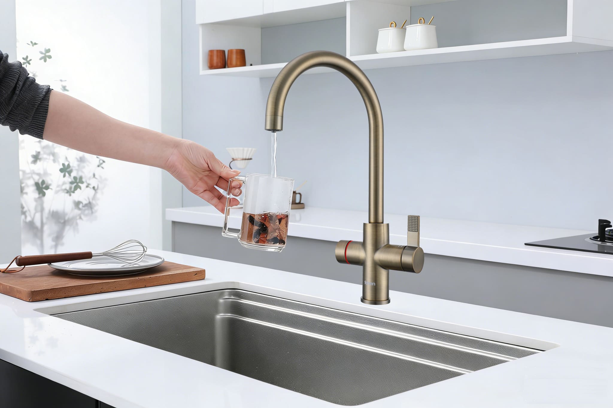 Image of Fohen 4-in-1 Fervente - Patinated Brass