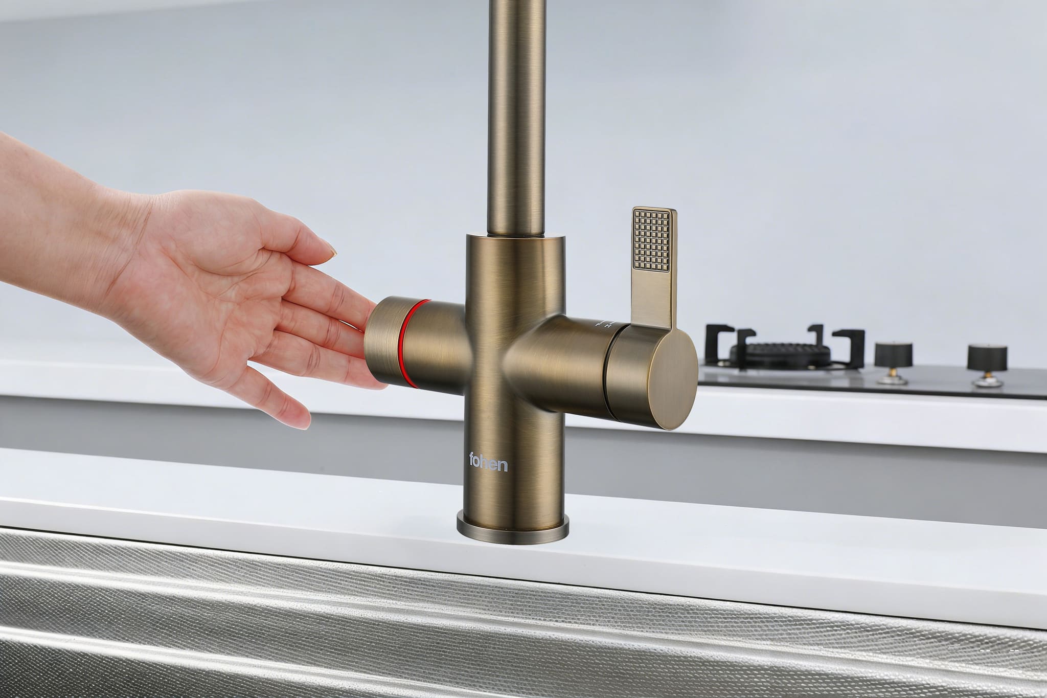 Image of Fohen 4-in-1 Fervente - Patinated Brass