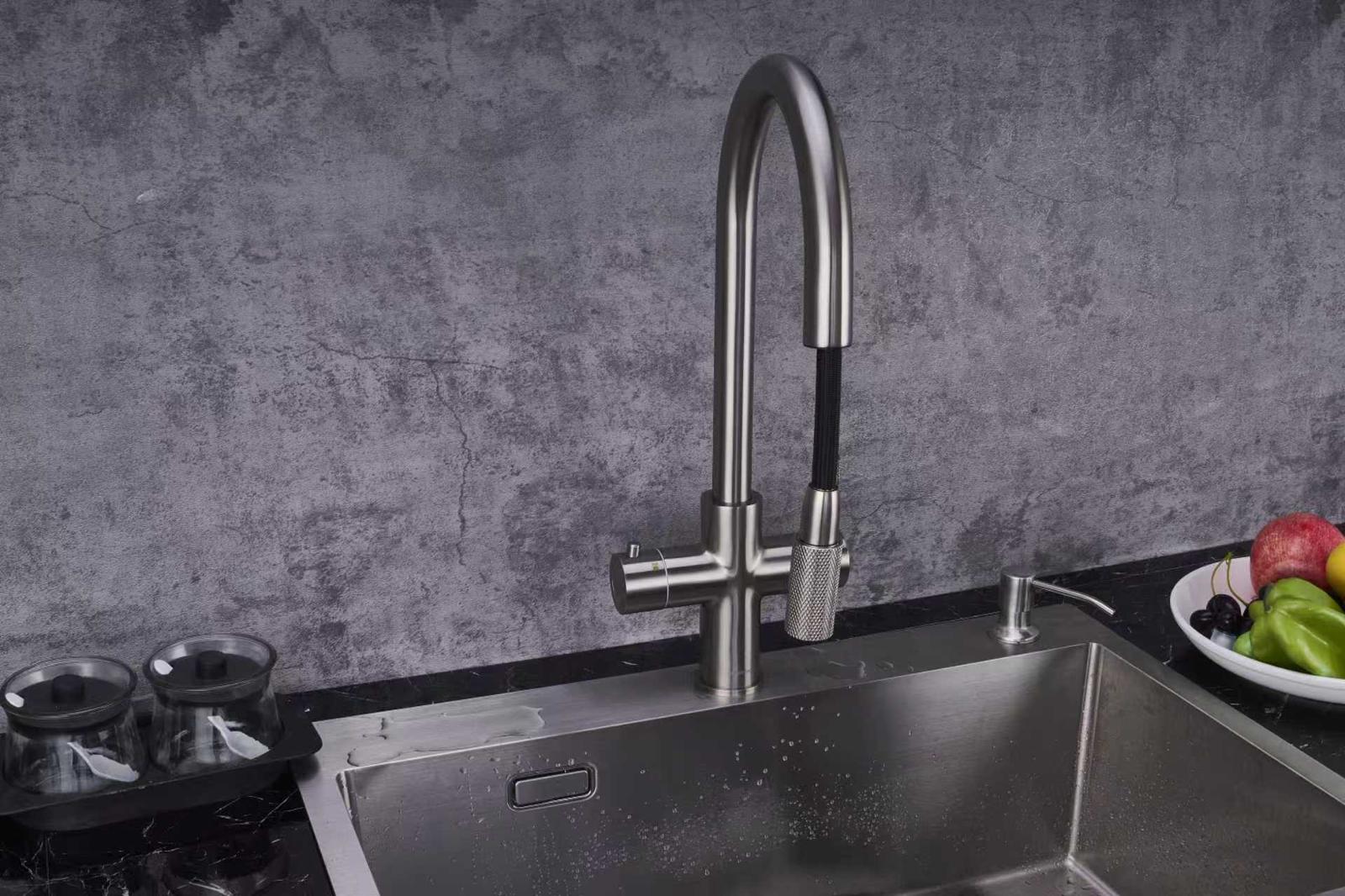 Image of Hanström Flex Pro Brushed Nickel