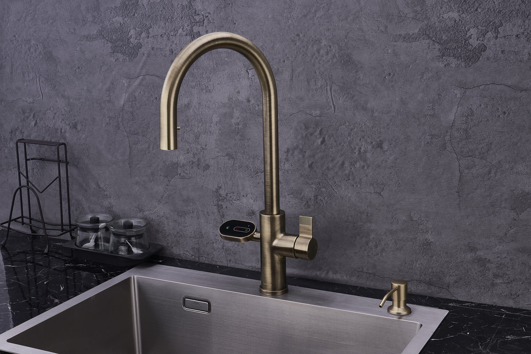 Image of Hanström 4-in-1 Nexa Digital Pullout - Antique Brass