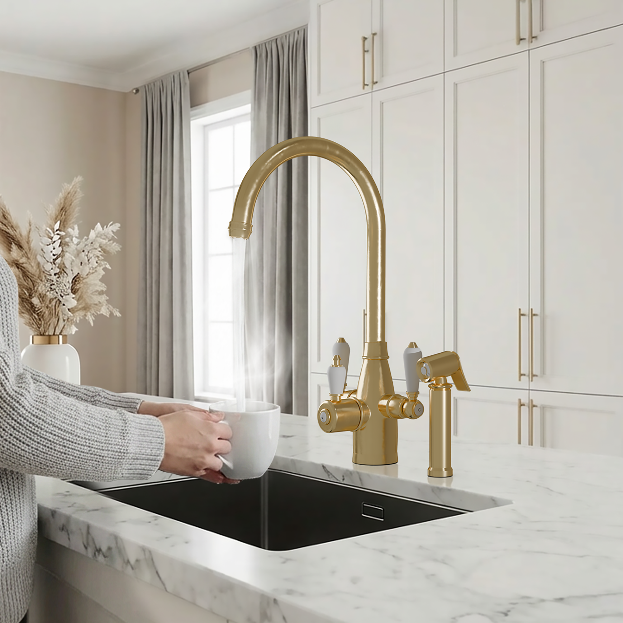 Image of Fohen Tate 3-in-1 + Spray Brushed Brass